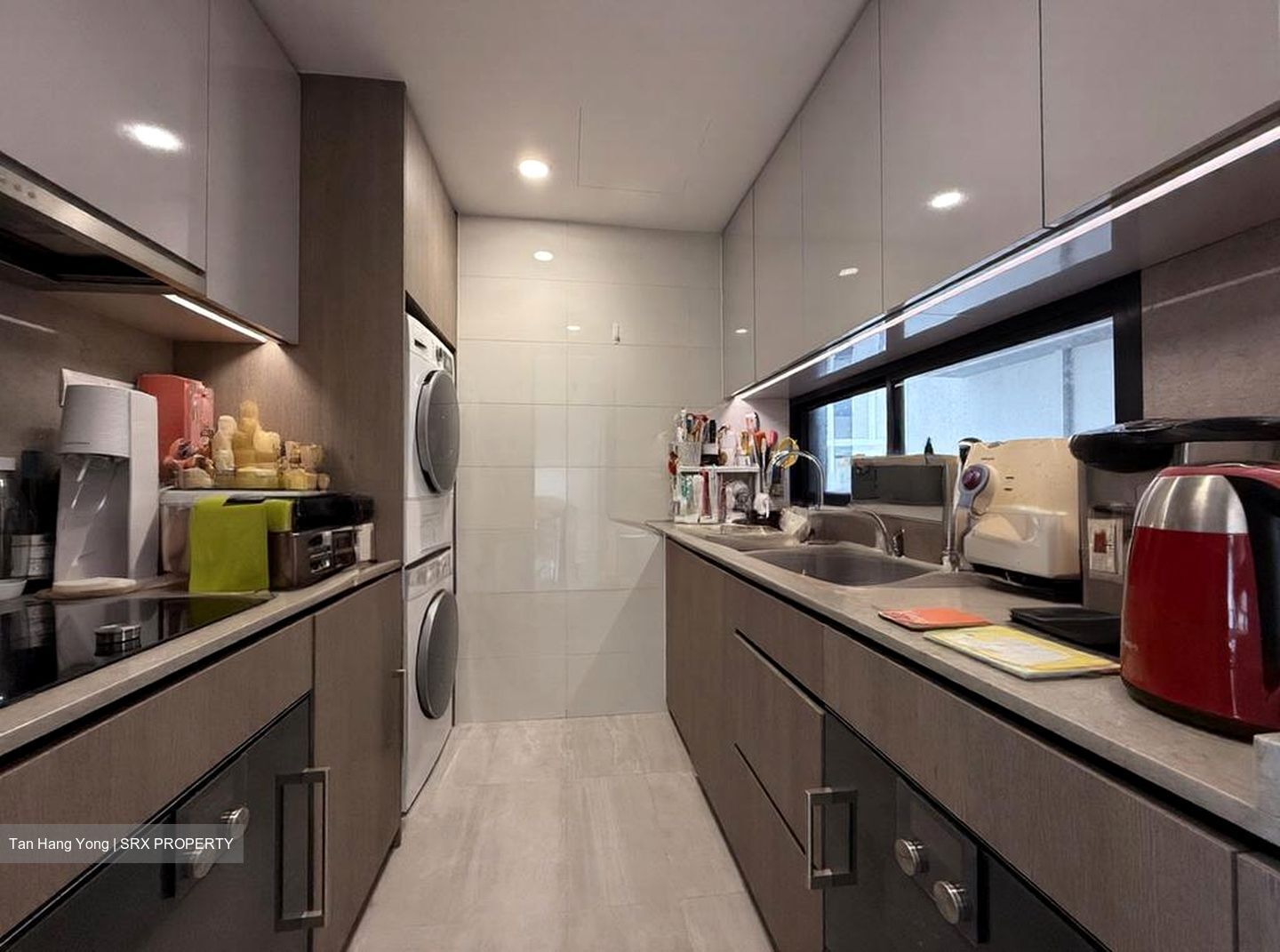 Avenue South Residence (D3), Apartment #566374191